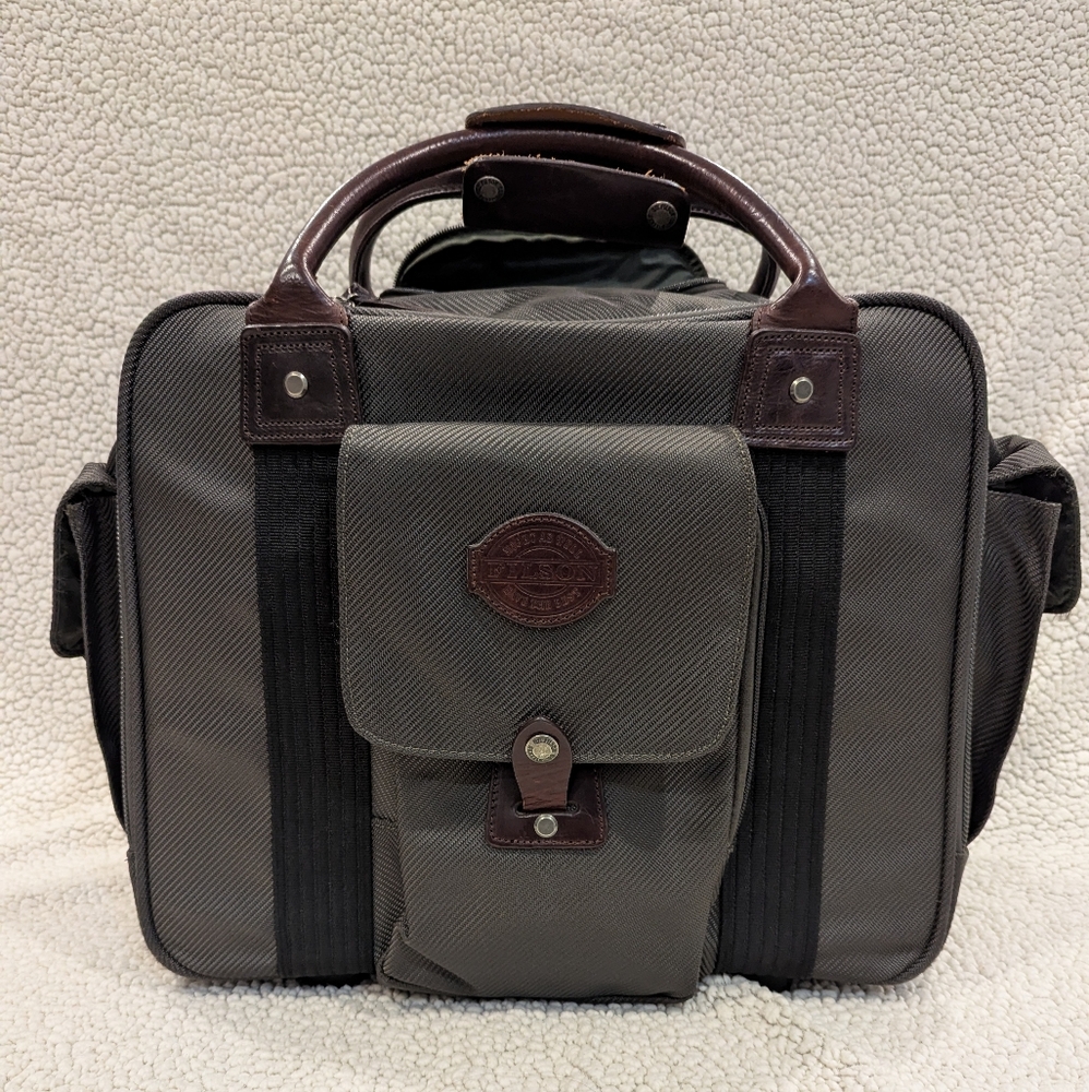 Filson Rugged Utility Rolling Travel Luggage Carry On Commuter Travel Weekender